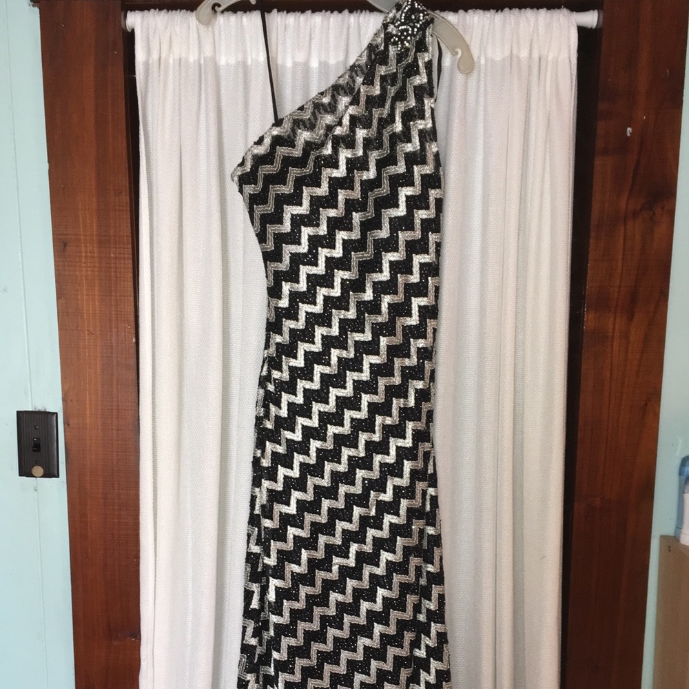 Cache black and white vintage long dress